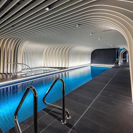 Skye Suites Cité de Sydney Extérieur photo The pool at The Standard London