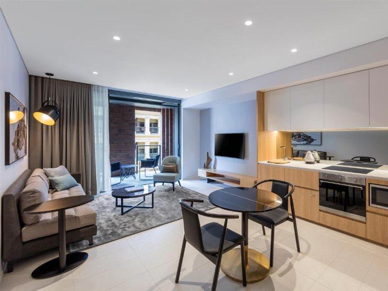 Skye Suites Cité de Sydney Extérieur photo A typical apartment at The Standard