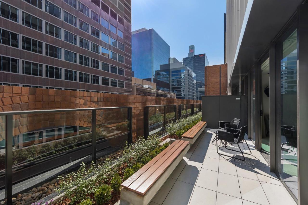 Skye Suites Cité de Sydney Extérieur photo The rooftop garden